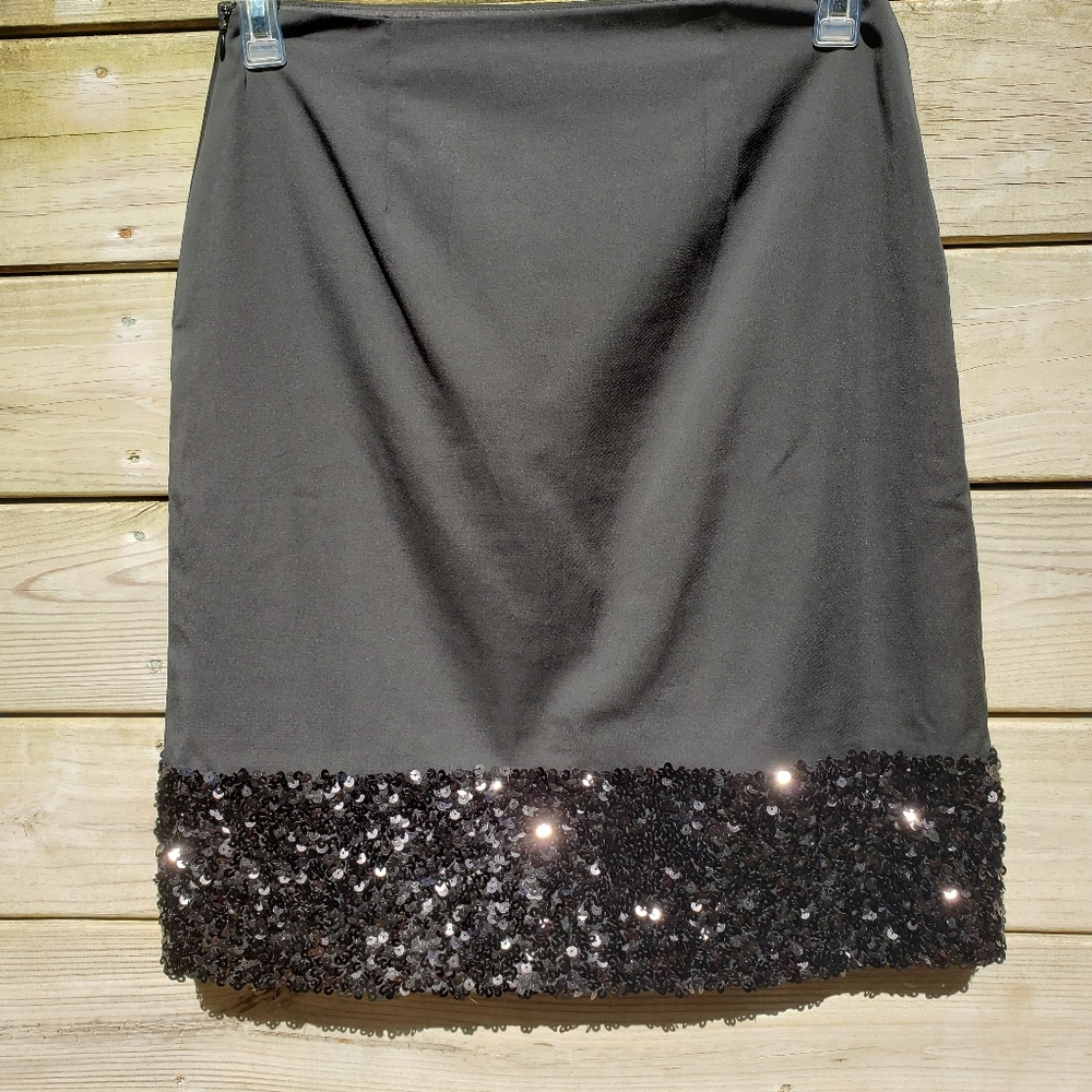 Talbolts Stunning Black Sequin Skirt. - Picture 3 of 6